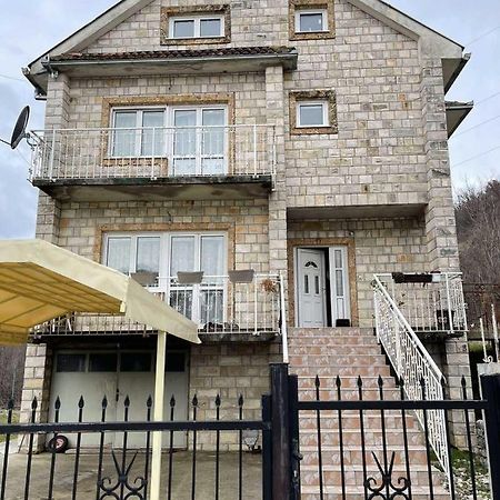 Guesthouse Petrovic Вирпазар Экстерьер фото