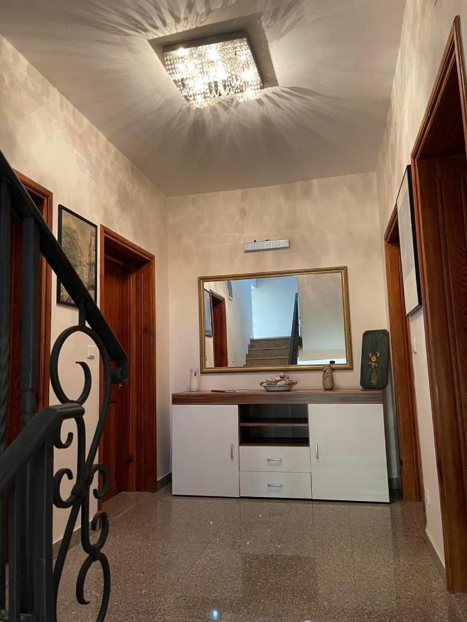Guesthouse Petrovic Вирпазар Экстерьер фото